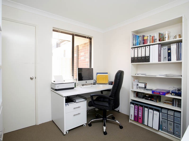 5/7 Barfield Road, Hammond Park WA 6164