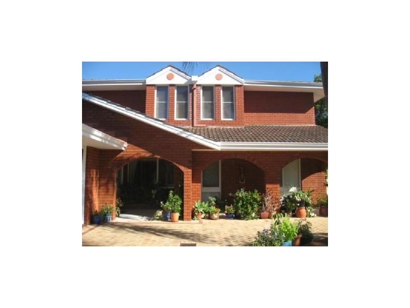 13 Worthington Road, Booragoon WA 6154