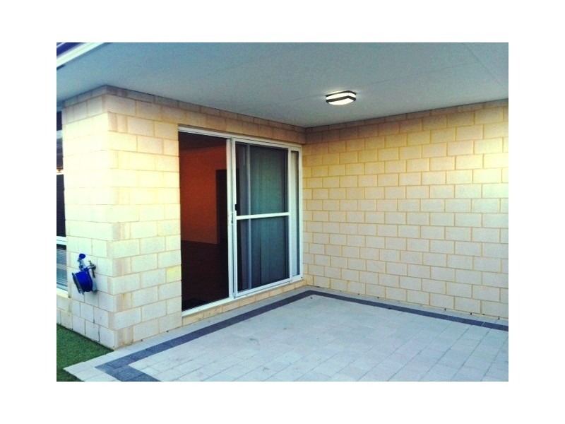 18 Mirima Way, Wandi WA 6167