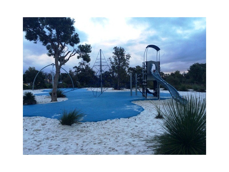 18 Mirima Way, Wandi WA 6167