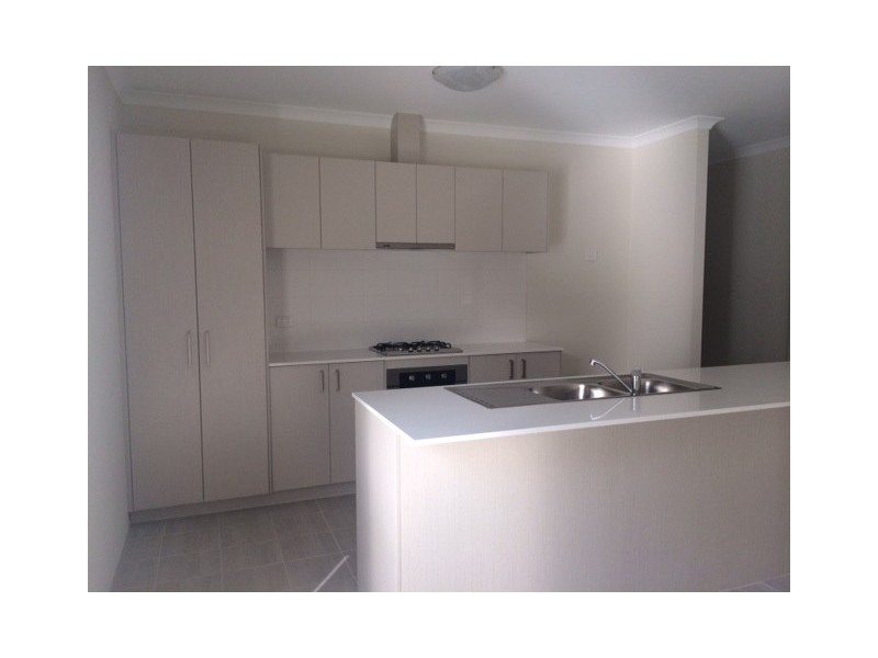 16 Goldfields Loop, Wandi WA 6167