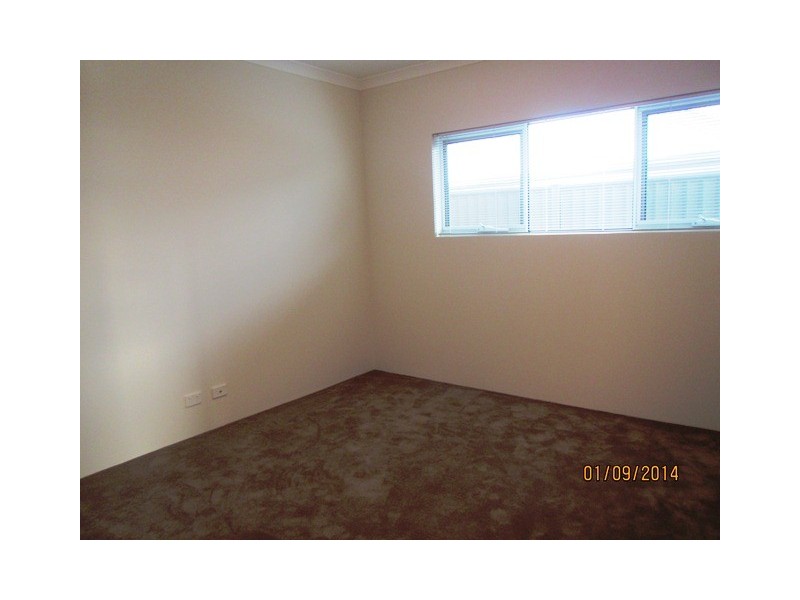 16 Goldfields Loop, Wandi WA 6167