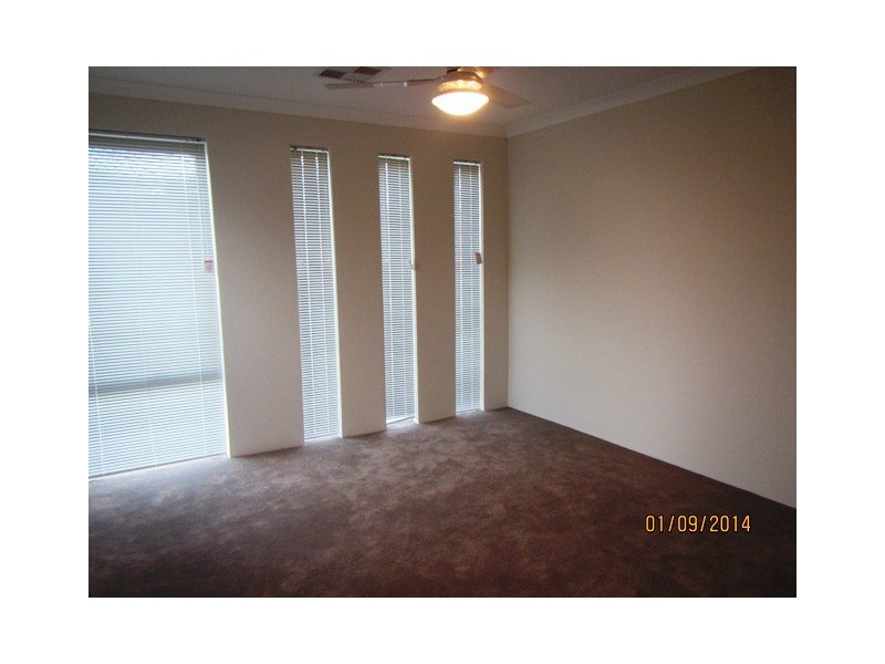 16 Goldfields Loop, Wandi WA 6167