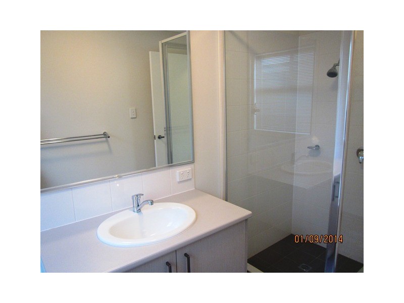 16 Goldfields Loop, Wandi WA 6167