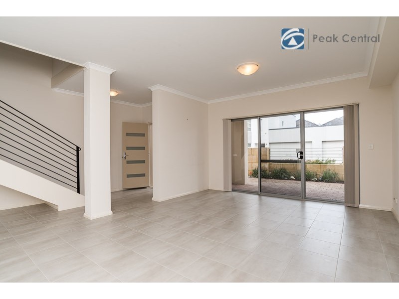 2/65 Baler Court, Hammond Park WA 6164
