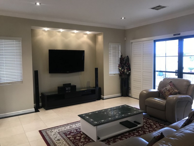 2 Sunflower Road, Success WA 6164