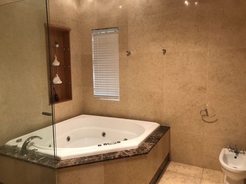 2 Sunflower Road, Success WA 6164