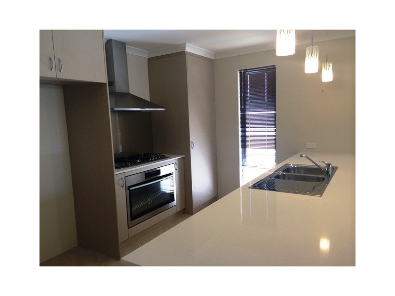 2 Baveno Road, Beeliar WA 6164