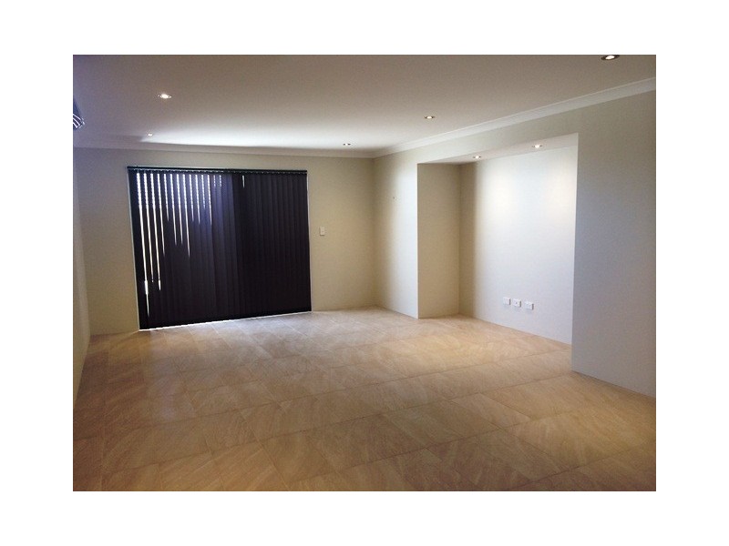 2 Baveno Road, Beeliar WA 6164