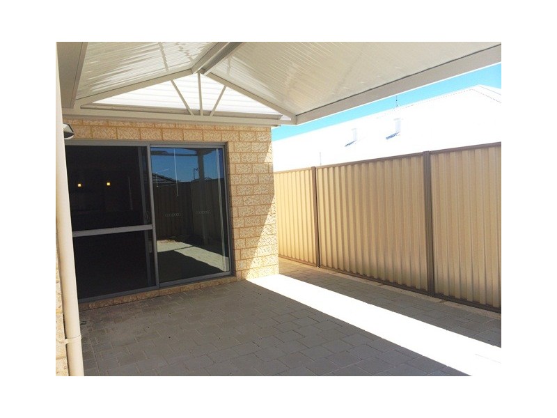 2 Baveno Road, Beeliar WA 6164