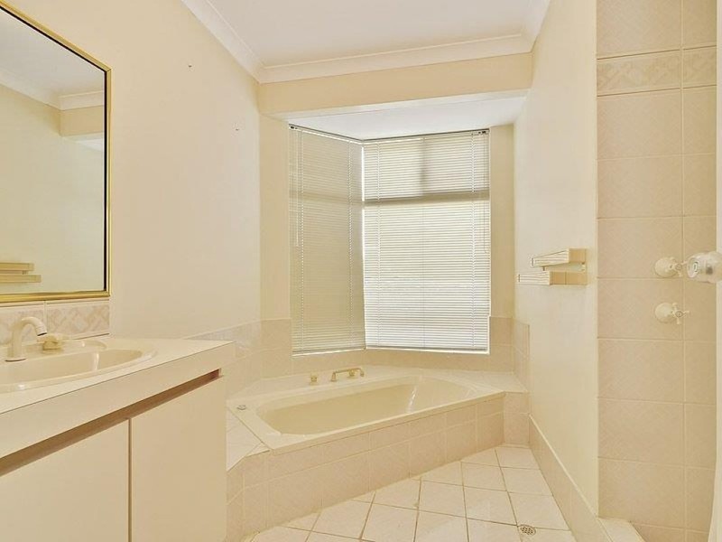 3 Ballard Mews, Success WA 6164