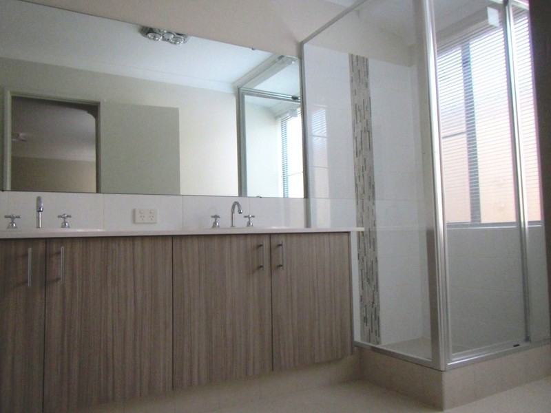 14 McIntosh Street, Hammond Park WA 6164