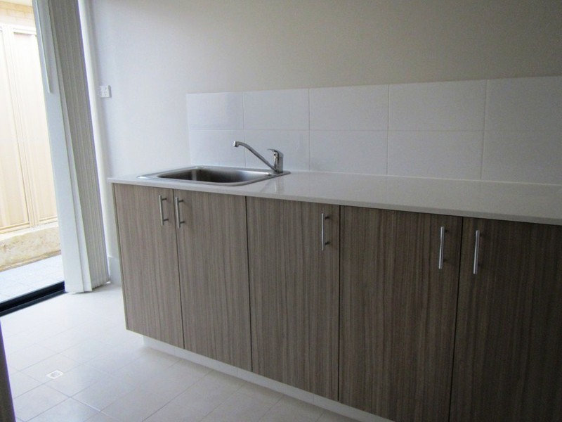 14 McIntosh Street, Hammond Park WA 6164