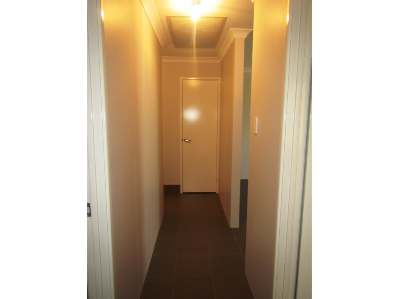 91 Litchfield Circle, Wandi WA 6167