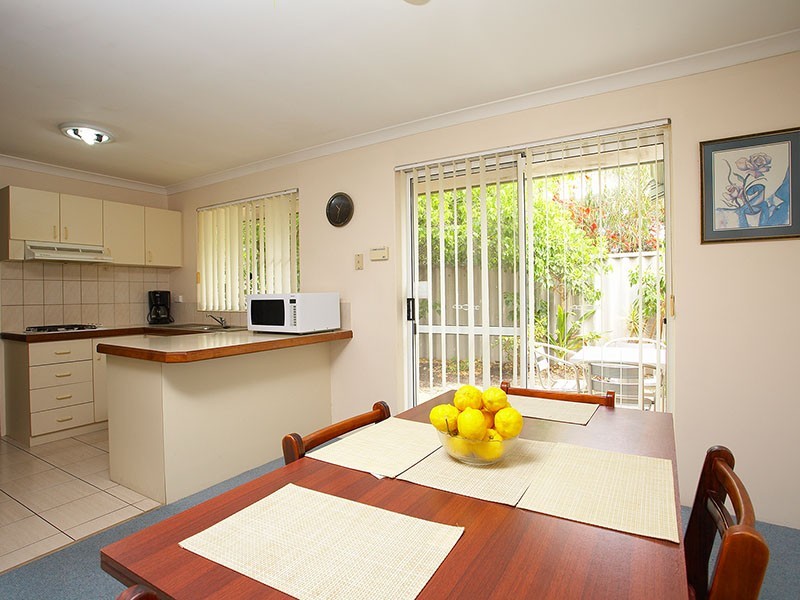 3/12 Kardinya Road, Kardinya WA 6163