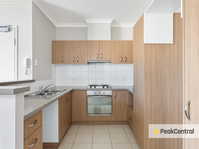 18/105 Wentworth Parade, Success WA 6164