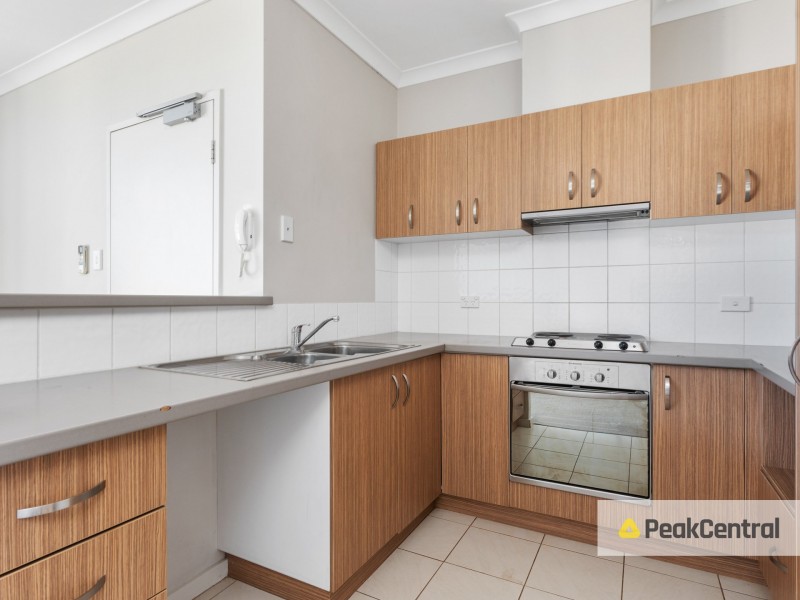 18/105 Wentworth Parade, Success WA 6164