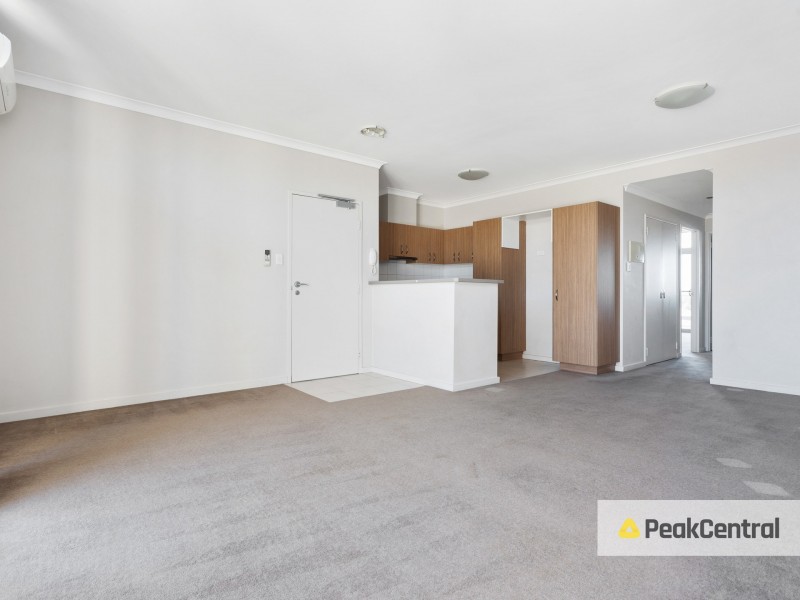 18/105 Wentworth Parade, Success WA 6164