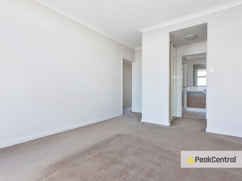 18/105 Wentworth Parade, Success WA 6164