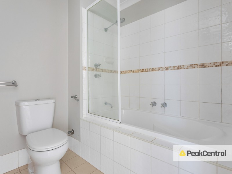 18/105 Wentworth Parade, Success WA 6164