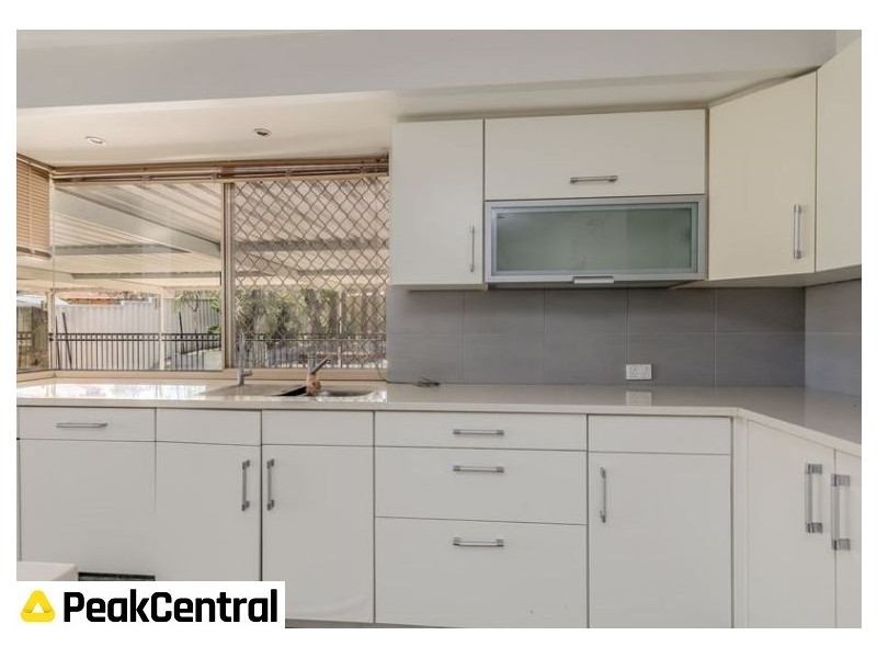 19 Seabrook Place, Success WA 6164