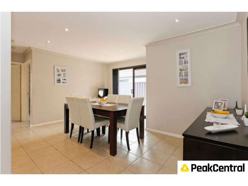 28 Blackthorn Road, Eden Hill WA 6054