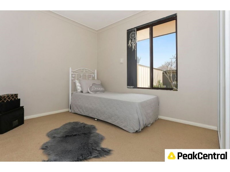 28 Blackthorn Road, Eden Hill WA 6054