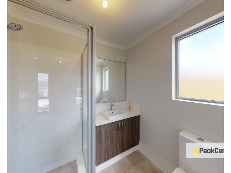 2 Brackley Road, Armadale WA 6112