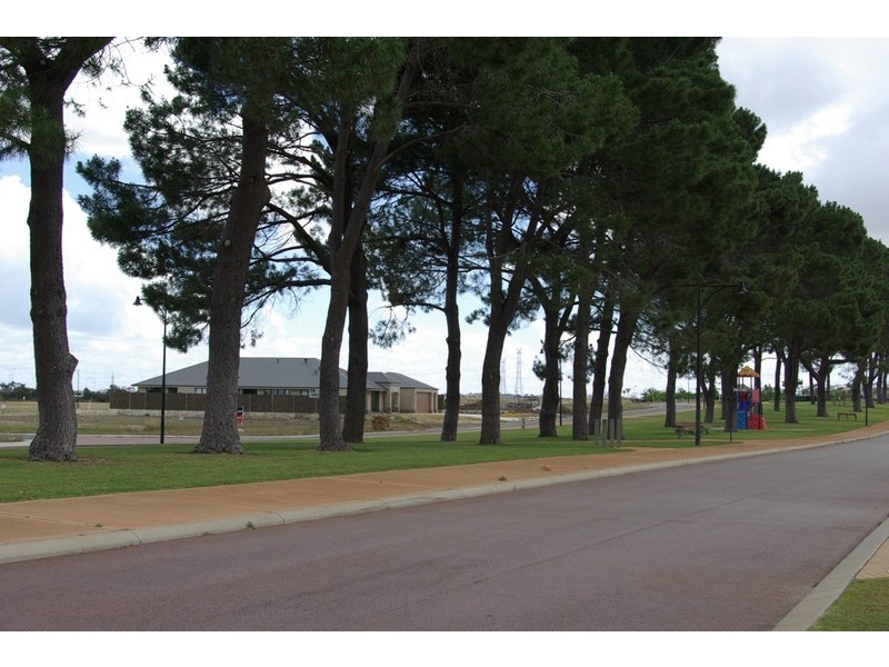 6 Kinship Way, Atwell WA 6164