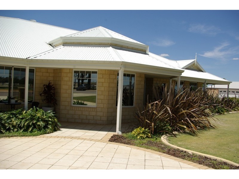 6 Kinship Way, Atwell WA 6164