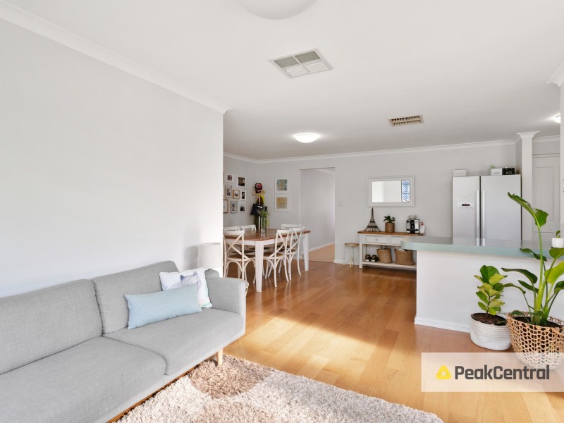 11 Fabales Close, Beeliar WA 6164