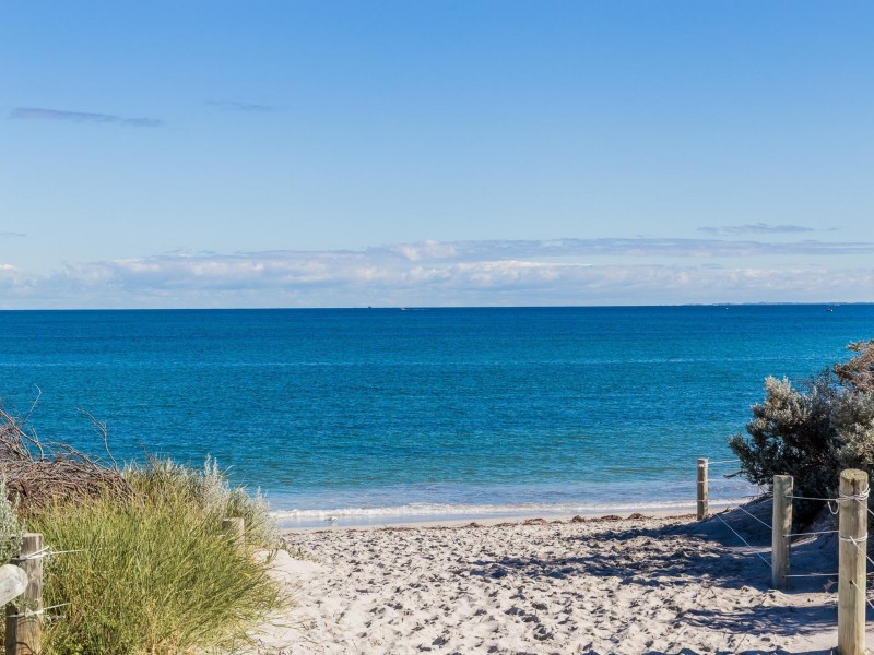 11/40 South Beach Promenade, South Fremantle WA 6162