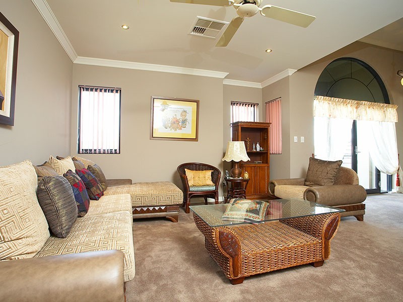 38 Lomandra Drive, Canning Vale WA 6155