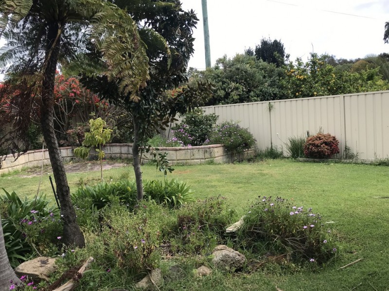 8 Ingvarson Way, Bibra Lake WA 6163