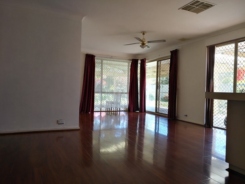 8 Ingvarson Way, Bibra Lake WA 6163