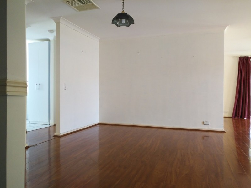 8 Ingvarson Way, Bibra Lake WA 6163