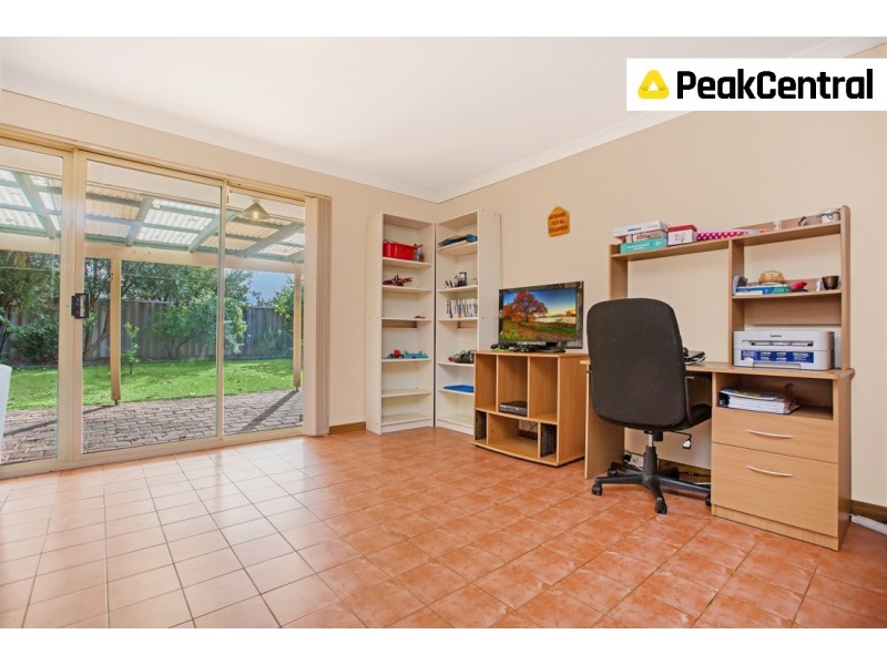 5 Folland Parade, Atwell WA 6164