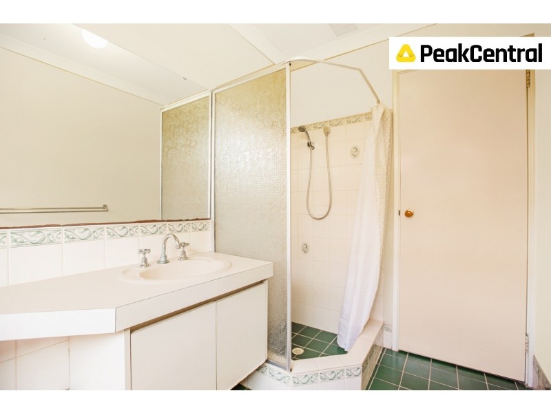 5 Folland Parade, Atwell WA 6164