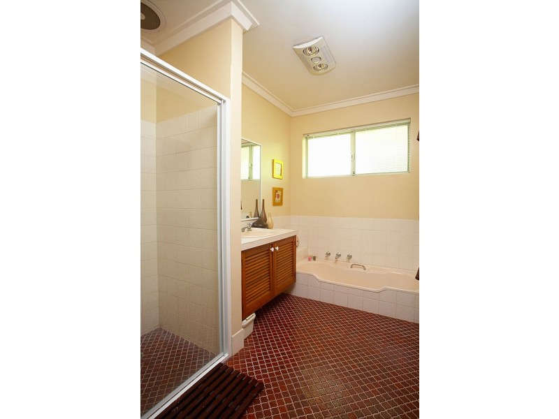 3 Nunweek Street, Booragoon WA 6154