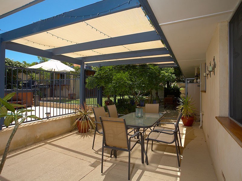 3 Nunweek Street, Booragoon WA 6154