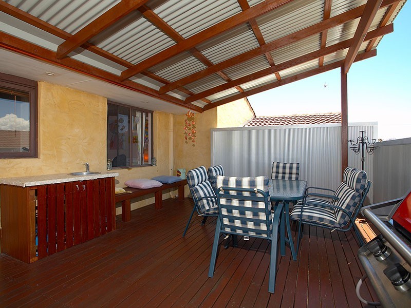 Unit 2, 219 Marmion Street, Palmyra WA 6157