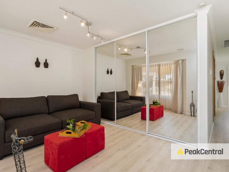 19 Ballard Mews, Success WA 6164