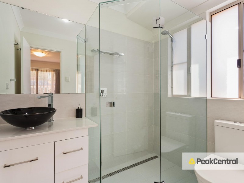 19 Ballard Mews, Success WA 6164