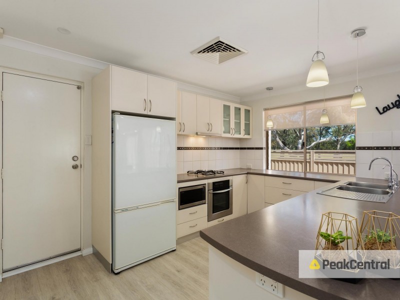 19 Ballard Mews, Success WA 6164