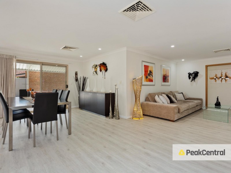 19 Ballard Mews, Success WA 6164