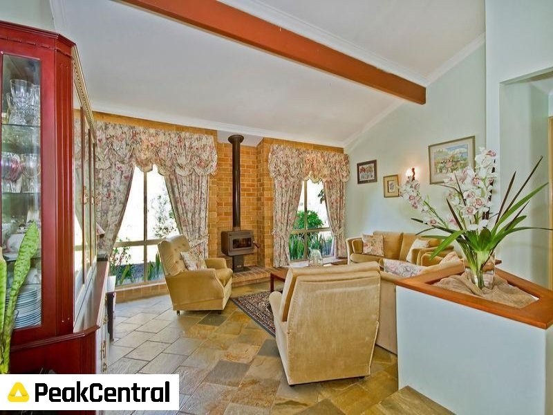 11 Sherwin Place, Wandi WA 6167