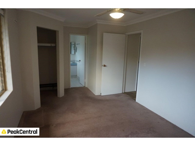 11 Sherwin Place, Wandi WA 6167