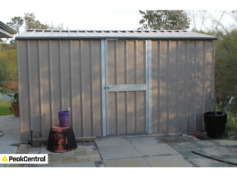 11 Sherwin Place, Wandi WA 6167