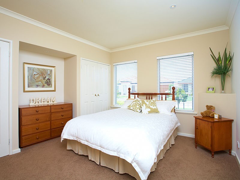 11 Waxberry Gardens, Canning Vale WA 6155