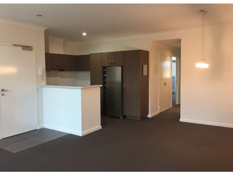 7/6 Ibera Way, Success WA 6164